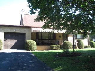 213 W Oakmont Blvd, Johnstown, PA 15904