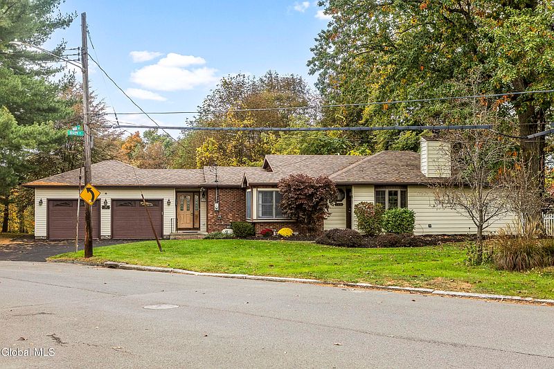2nd image of 109 Joseph Court
