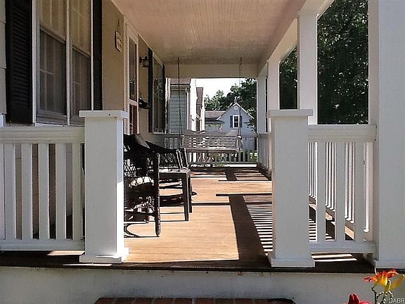 5th image of 306 N Adams St