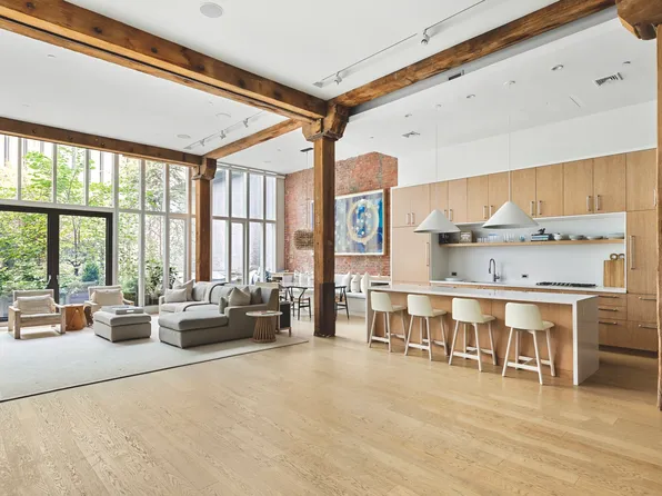 185 Plymouth Street image 1 of 32