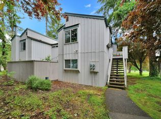 2221 Hawkins Ln, Eugene, OR