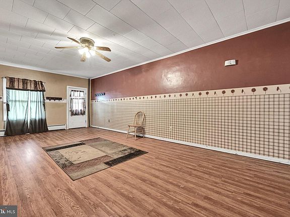 3rd image of 217 N Nice St