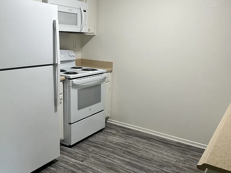 Sylmar Villas Senior Living — Photo 13