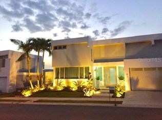 L-2 Gavilanes, Guaynabo, PR 00969