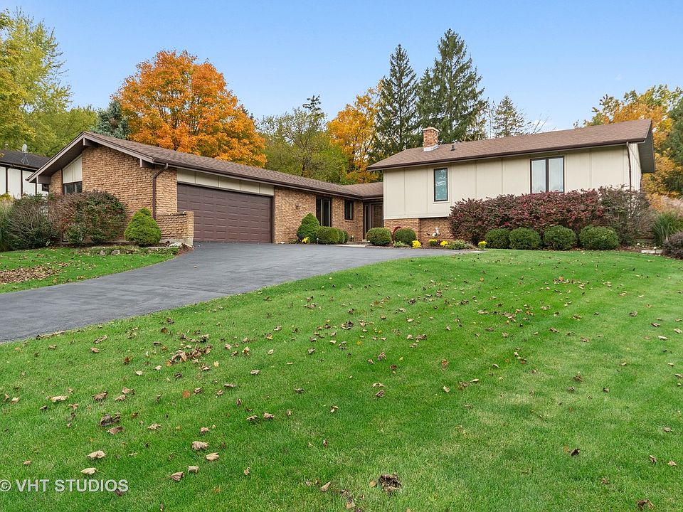 1st image of 42W436 Meadowlark Ct