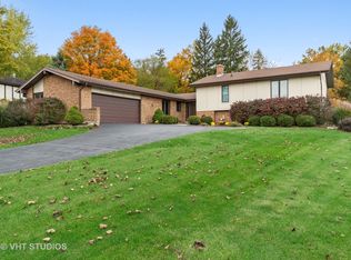 42W436 Meadowlark Ct, Saint Charles, IL 60175