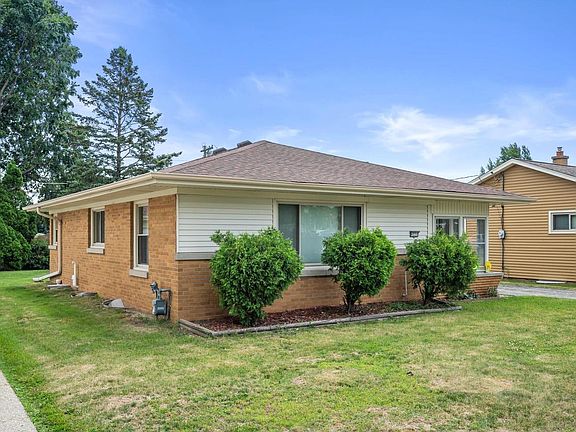 3rd image of 4050 N 81st STREET
