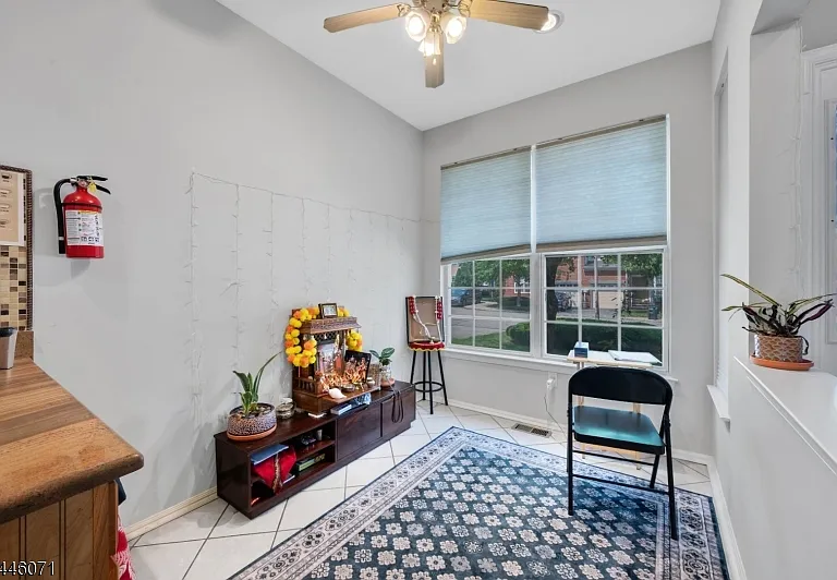 19 Gordon Cir — Photo 8