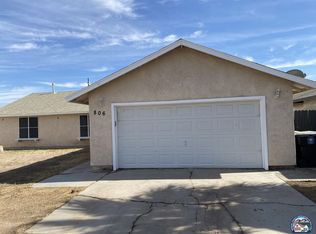 806 Sage Ct, Imperial, CA 92251