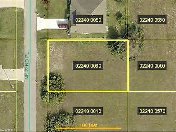 3rd image of 2105 NE 22nd Pl