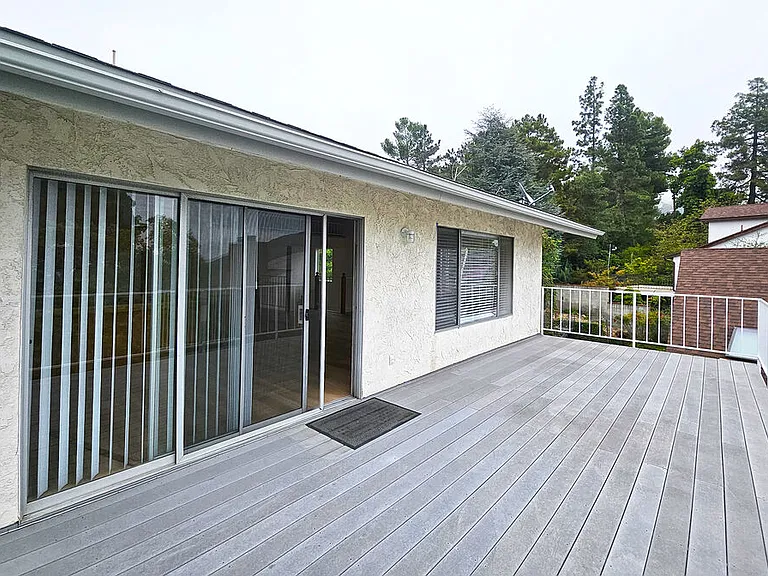 2251 Maurice Ave — Photo 30