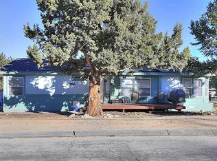 346 Sites Way, Big Bear City, CA 92314