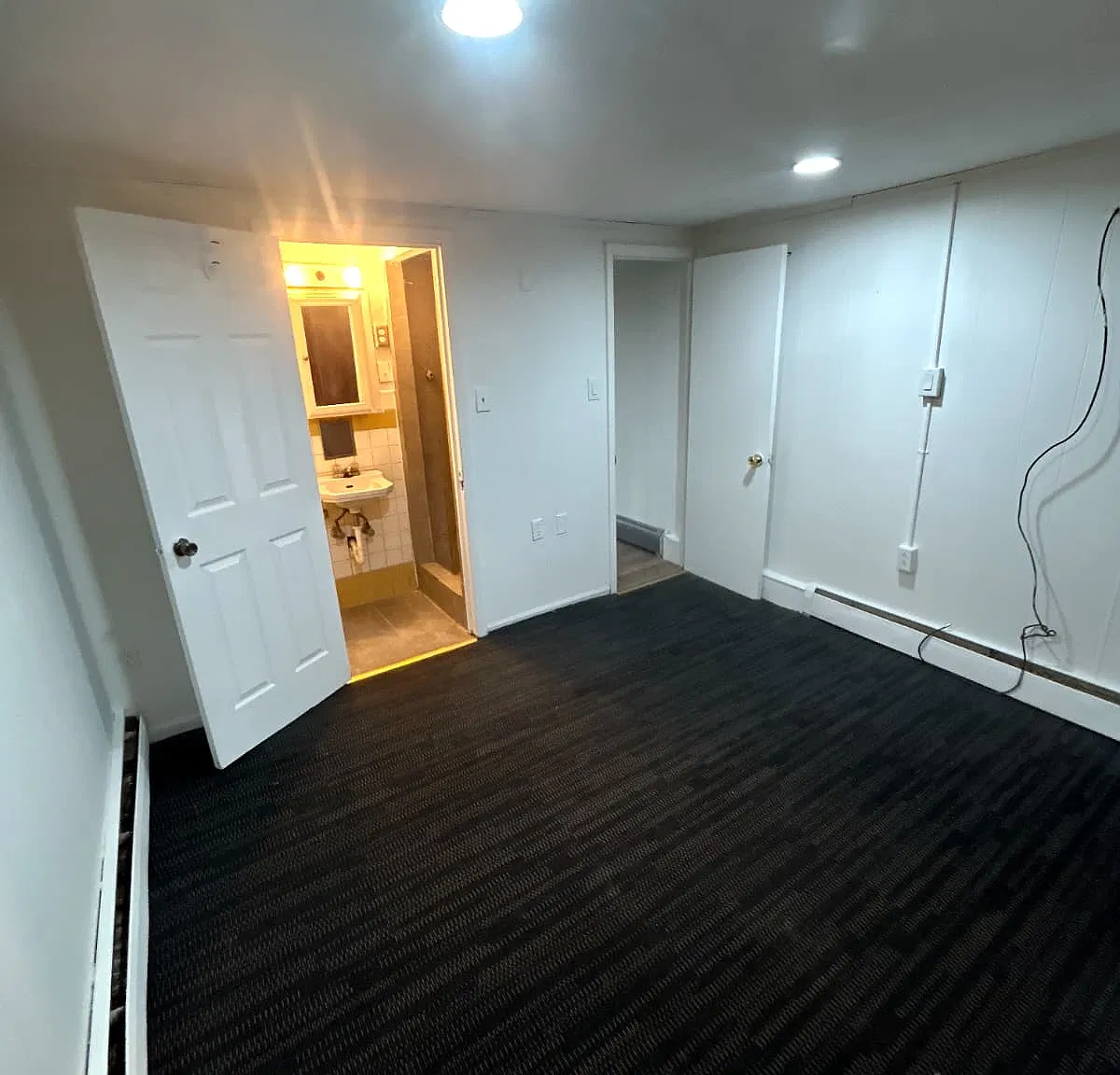 3 bed, 768 sqft, $775 — Photo 3
