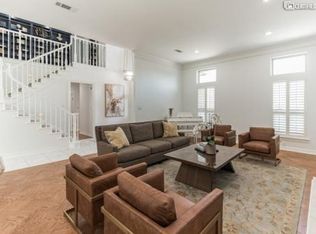 804 Roaring Springs Rd, Fort Worth, TX 76114