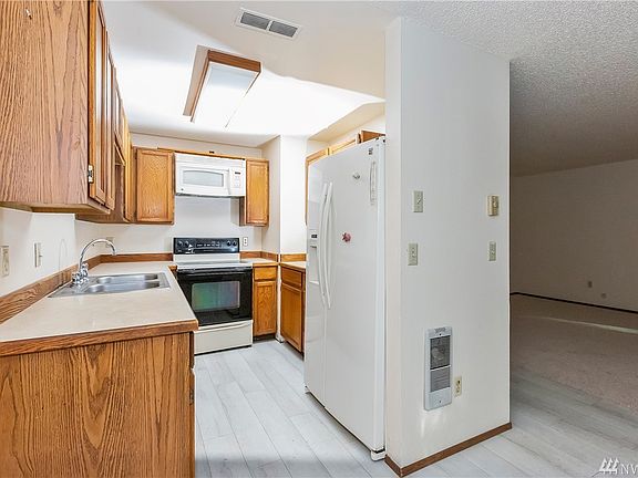 4th image of 7055 SE Grant St