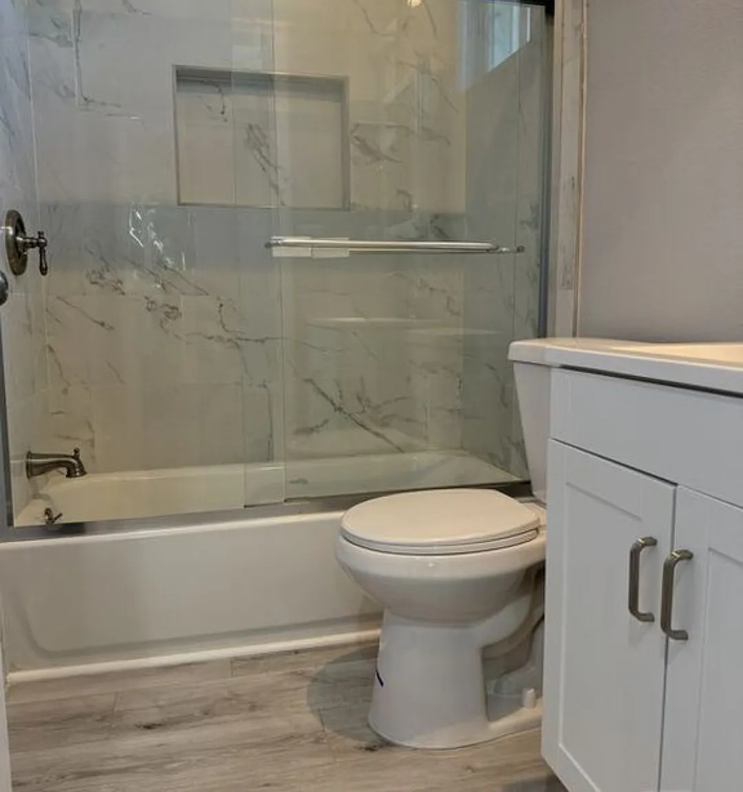 3 bed, 2.5 bath, 1200 sqft, $3,750 — Photo 4