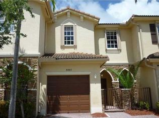 8889 SW 225th Ter, Cutler Bay, FL 33190