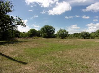 501 W Gulf St, San Saba, TX 76877