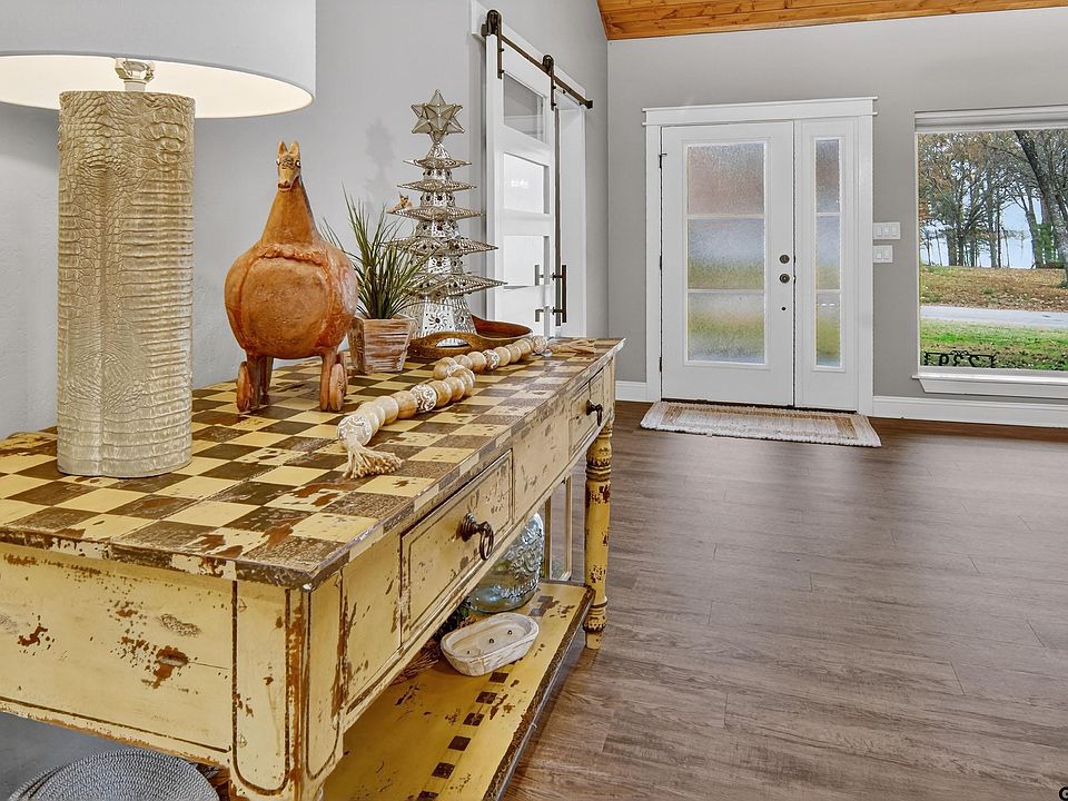 13th image of this home