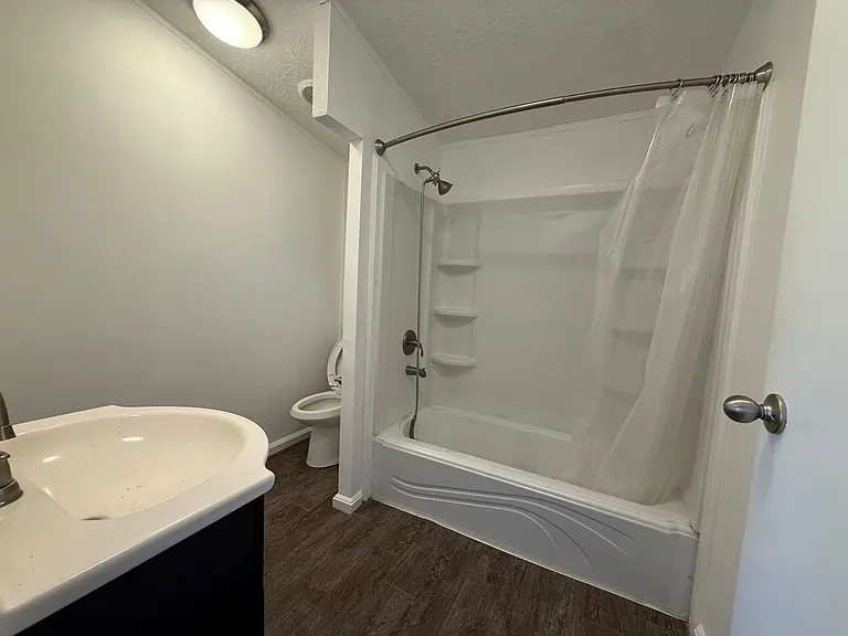 4312 Beagle Rd — Photo 3