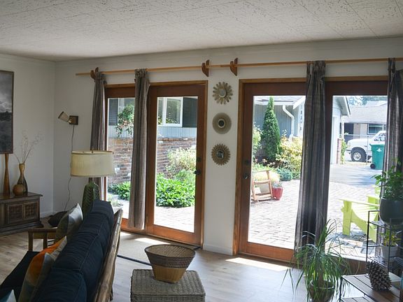 5th image of 18328 7th Ave NW