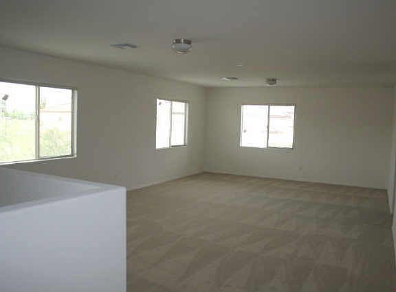 4th image of 118 W Saguaro Street
