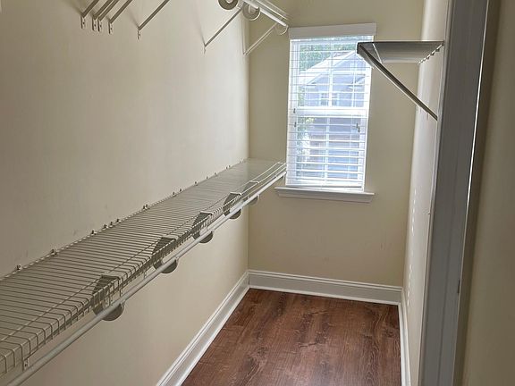 4th image of 3047 Remington Oaks Cir
