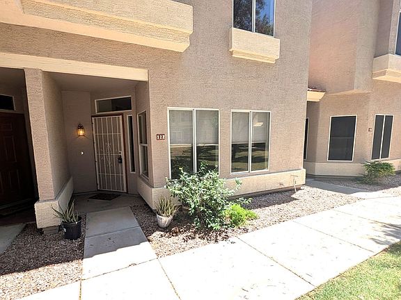 3rd image of 500 N Roosevelt Ave Unit 122