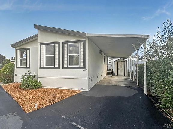 4th image of 529 Rosewood Circle