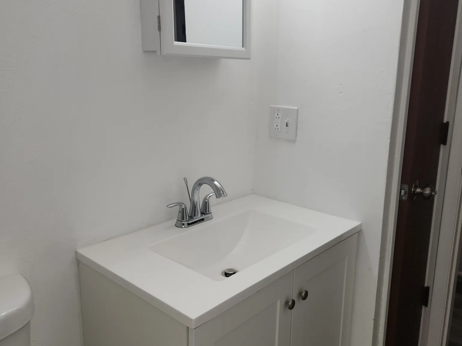 280 Hyatt — Photo 3