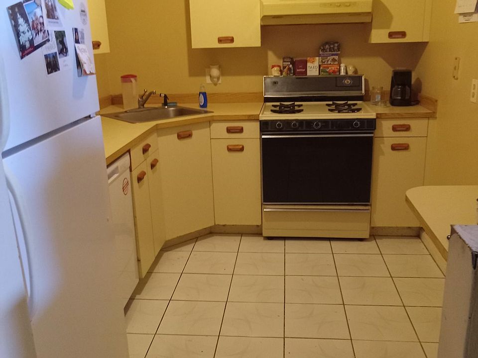 2nd image of 34 Newhall St APT 201