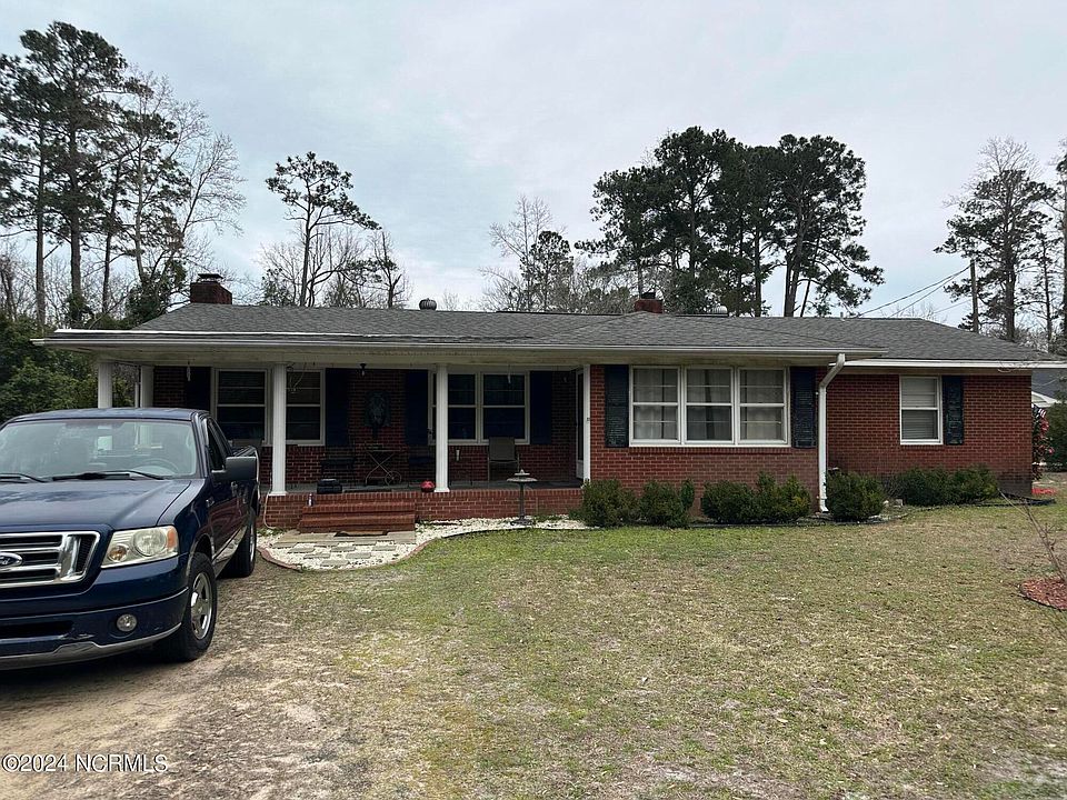 2nd image of 4522 Mockingbird Lane