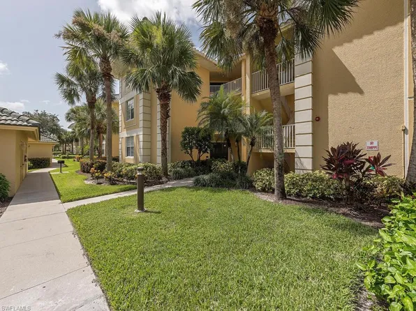 776 Eagle Creek Dr #J-553, Naples, FL 34113