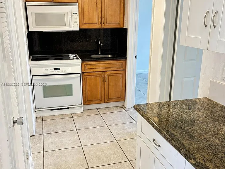 7410 SW 82nd St #K103 — Photo 3