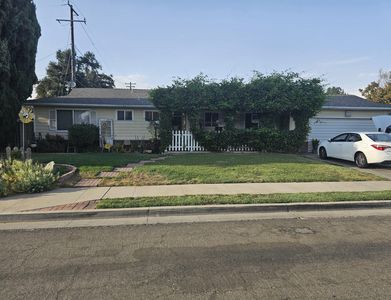 288 E Berkeley Avenue, Tulare, CA, 93274
