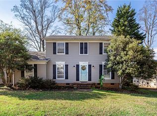 2011 Medhurst Dr, Greensboro, NC 27410