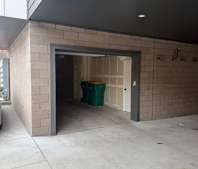 3320 S Pearl St #E — Photo 29