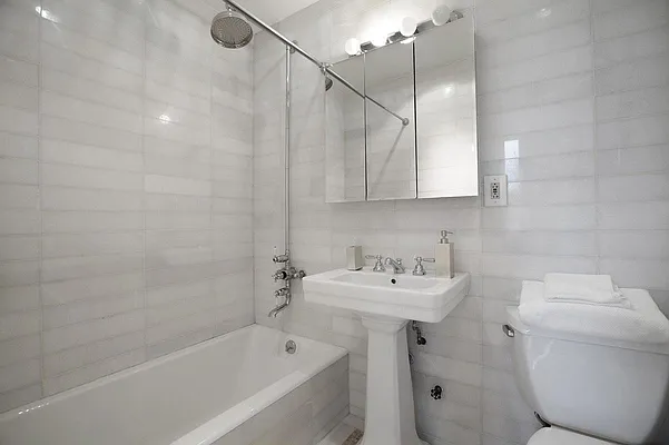 Rented by Compass | media 17