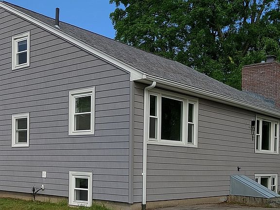 3rd image of 44 Milton Ave