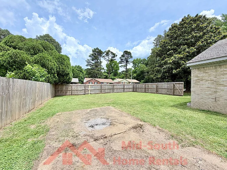 4011 Double Tree Rd — Photo 20