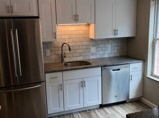 10134 Manchester Rd, Saint Louis, MO 63122