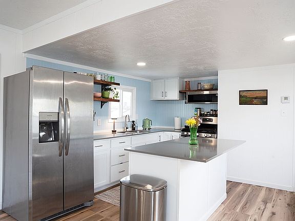 4th image of 56 E Apollo Way