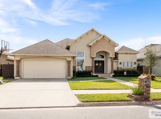 7034 Persimmon Dr, Brownsville, TX 78526