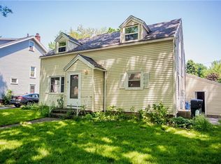 80 Kemphurst Rd, Rochester, NY 14612