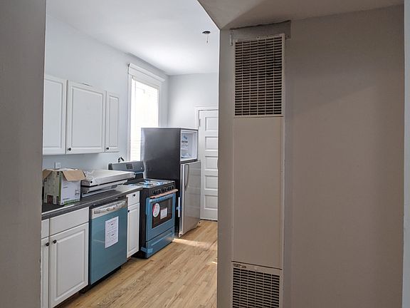 2nd image of 3544 N Halsted St #17840347