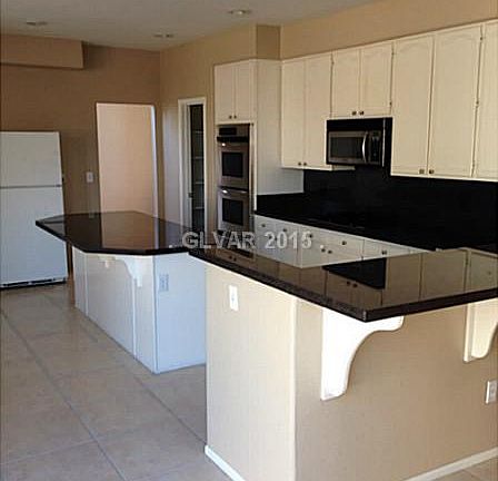 2nd image of 3020 Cooper Creek Dr