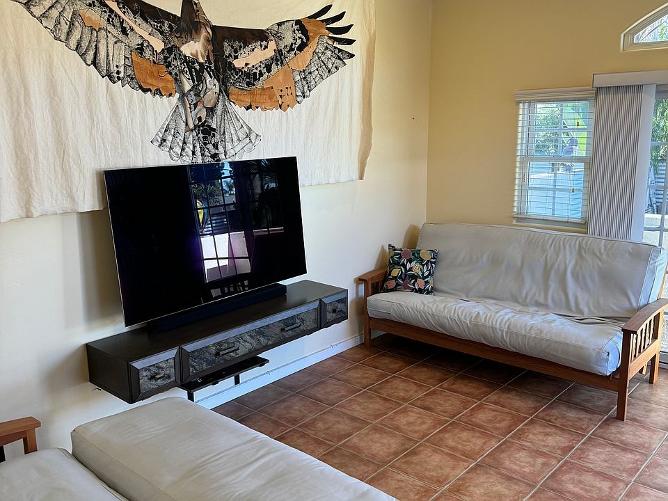 1st image of 520 N Clementine St APT B