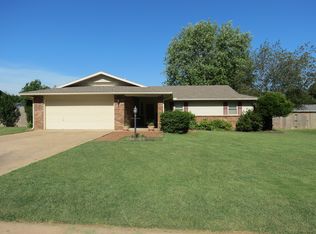 1806 Jean St, Springdale, AR 72762