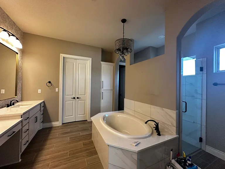 904 Indian Hawthorne Dr — Photo 14