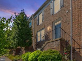 42884 Nashua St, Ashburn, VA 20147